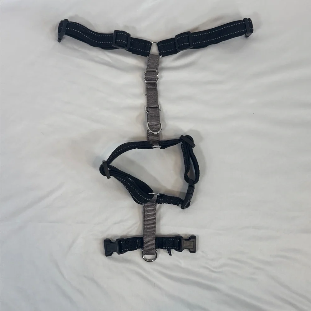 PetSafe Black and Gray 3-in-1 Harness NWOT